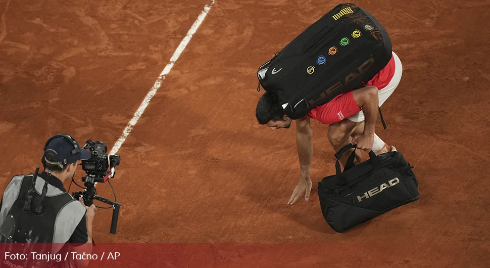 novak djokovic tanjug ap Christophe Ena.webp